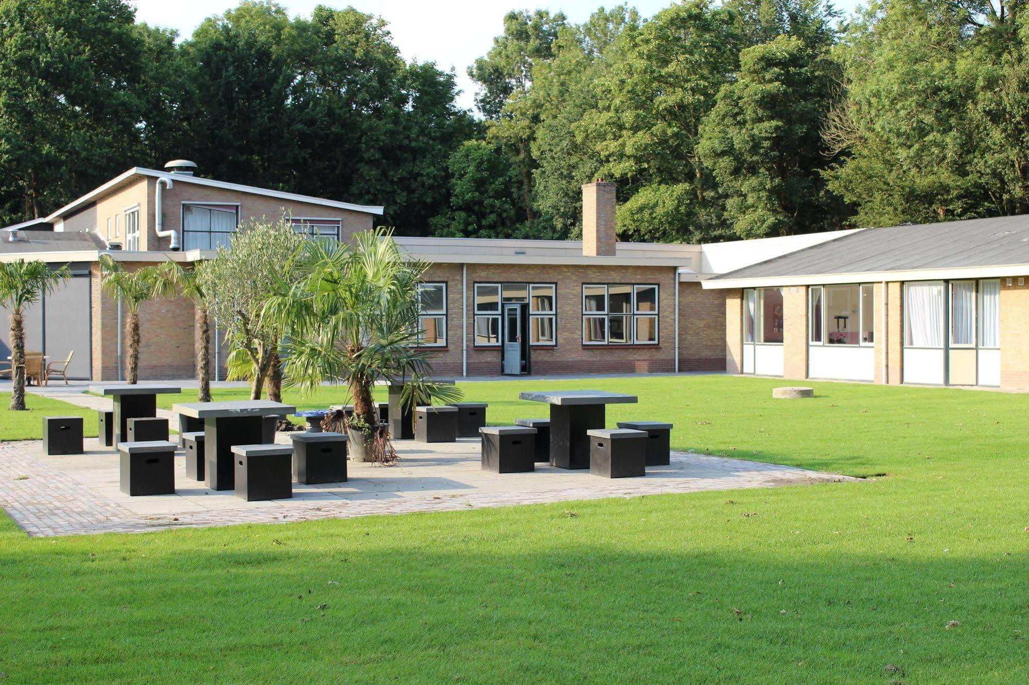 Hotel De Elderschans Aardenburg Esterno foto